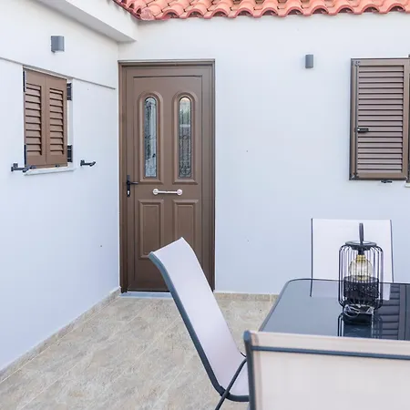 Voidοkilia rooms 3* Petrochori (Peloponnese)